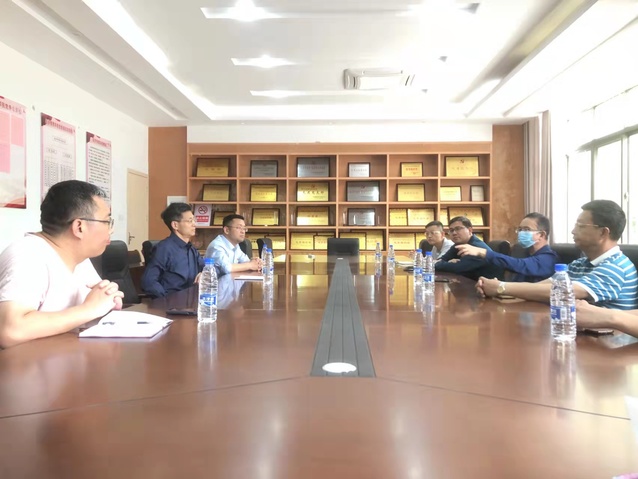校领导深入经济管理学院调研指导工作